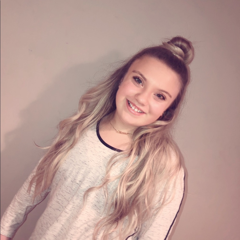 Meet your Posher, Lily